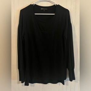 Gibson, Black Sweater